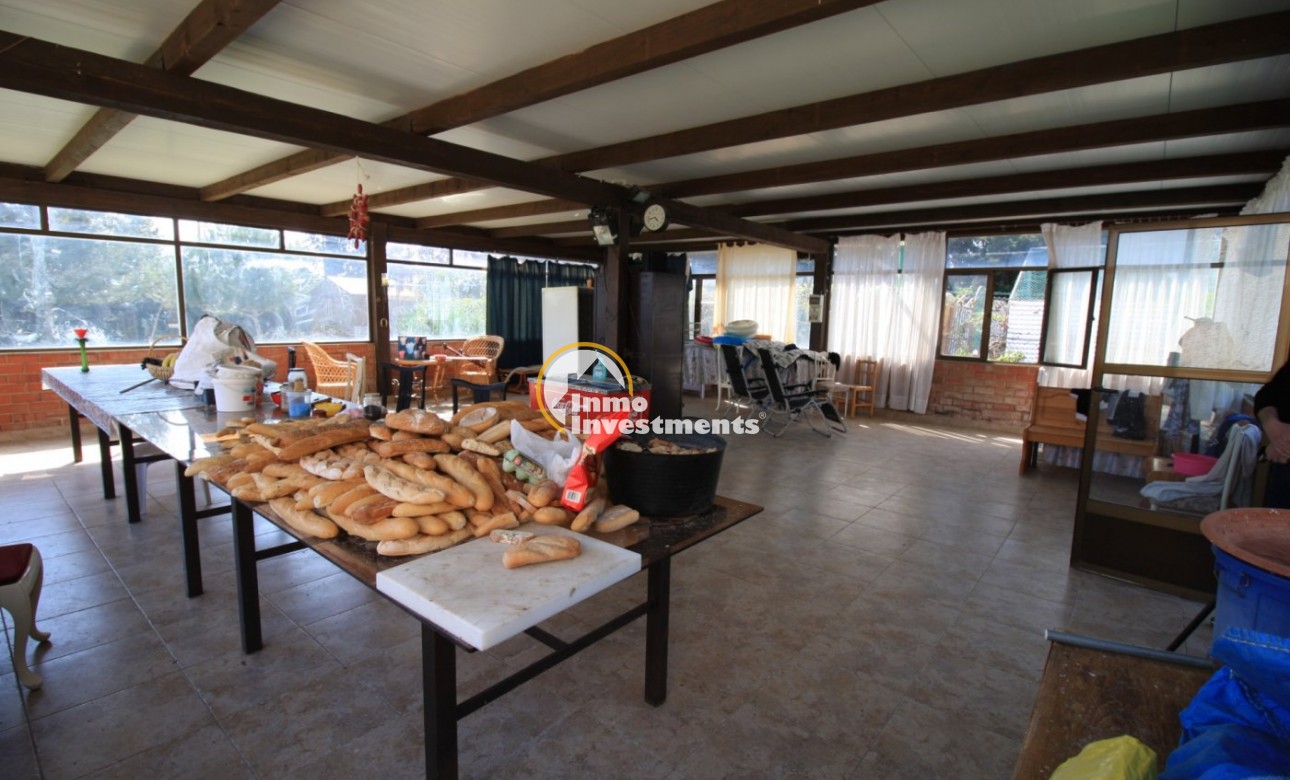 Reventa - Chalet independiente - Campoamor - Lomas de Don Juan