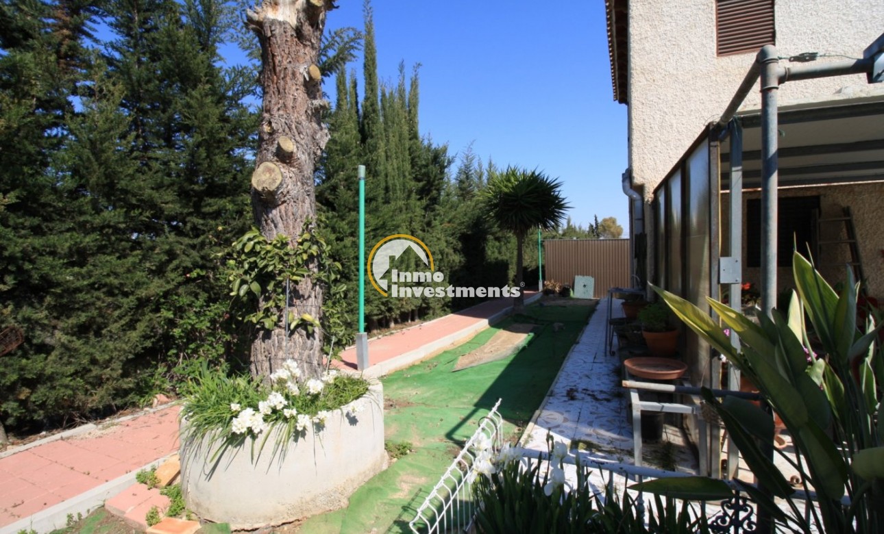 Reventa - Chalet independiente - Campoamor - Lomas de Don Juan
