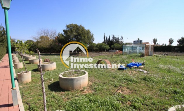 Reventa - Chalet independiente - Campoamor - Lomas de Don Juan