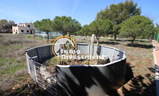 Reventa - Chalet independiente - Campoamor - Lomas de Don Juan