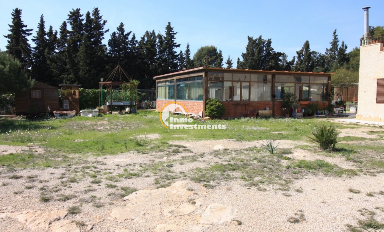 Reventa - Chalet independiente - Campoamor - Lomas de Don Juan