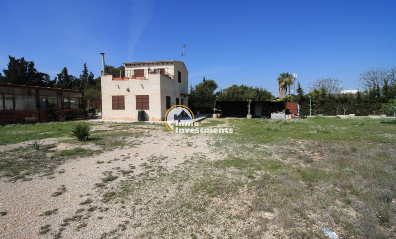 Reventa - Chalet independiente - Campoamor - Lomas de Don Juan