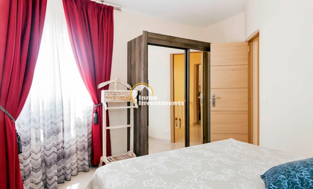 Resale - Villa - Santa Cruz de Tenerife - Finca La Multa