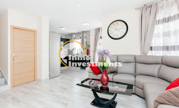 Resale - Villa - Santa Cruz de Tenerife - Finca La Multa