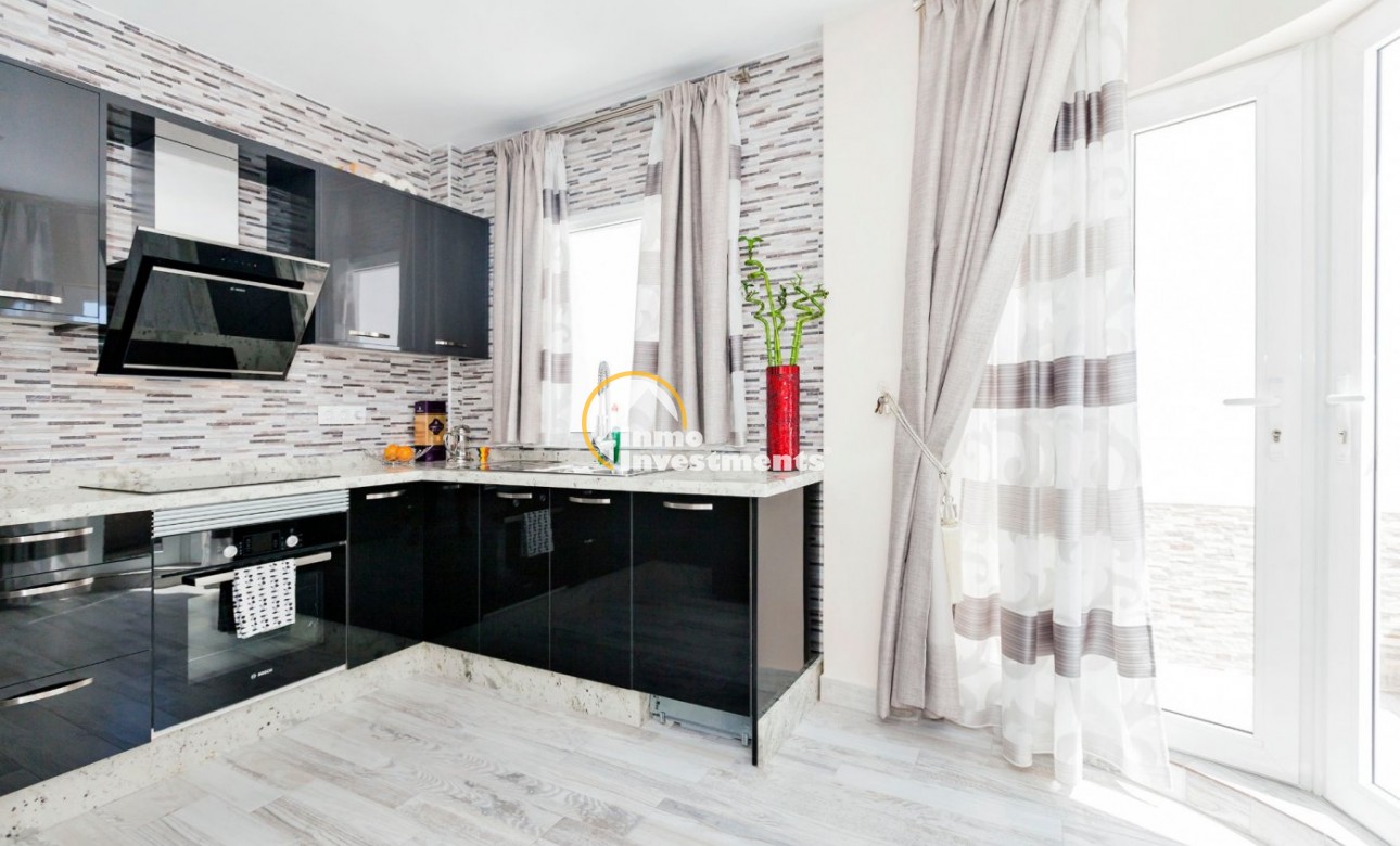 Resale - Villa - Santa Cruz de Tenerife - Finca La Multa