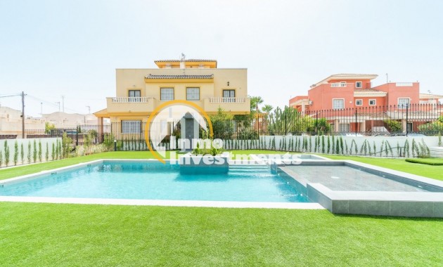 Obra nueva - Bungalow - Torrevieja - Los Balcones