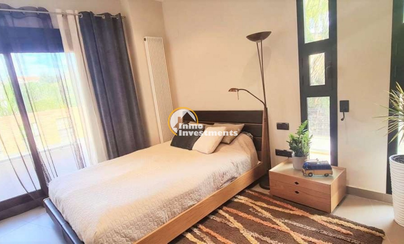 Resale - Villa - Calpe