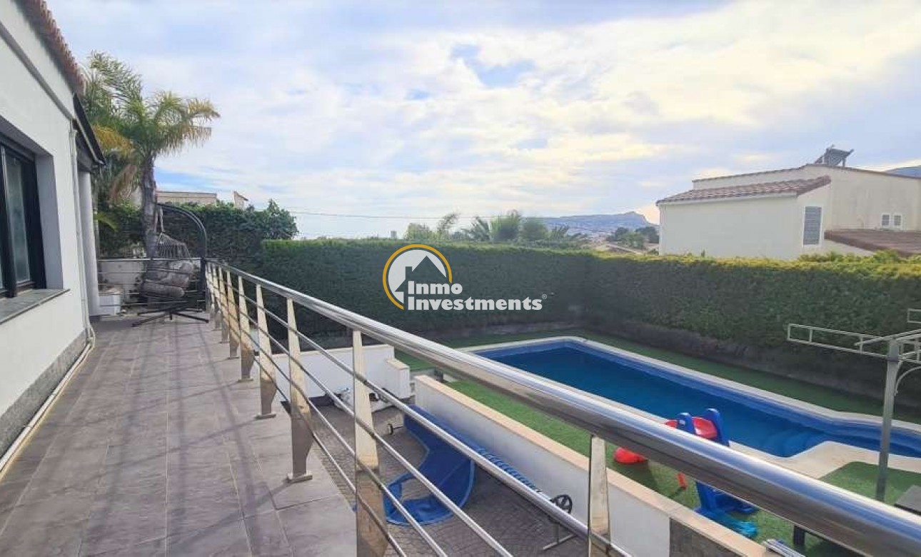 Resale - Villa - Calpe