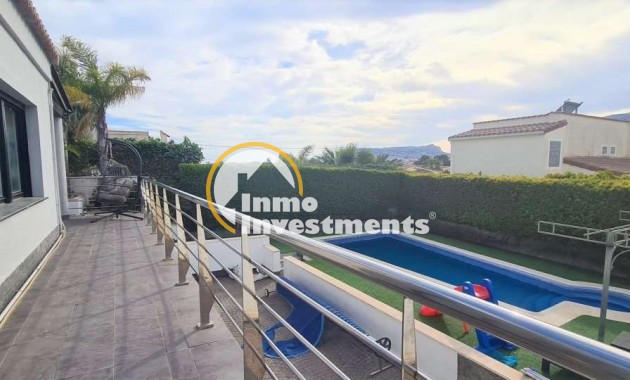 Resale - Villa - Calpe