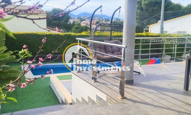 Resale - Villa - Calpe