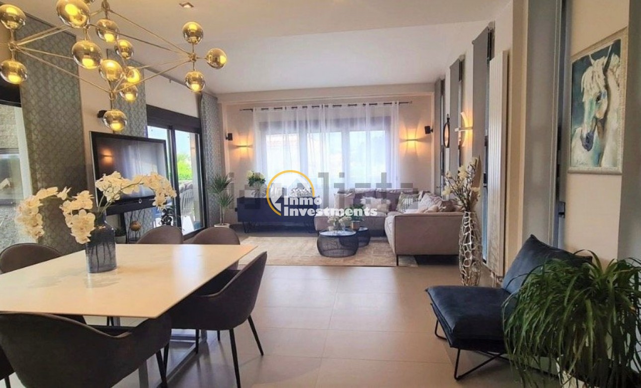 Resale - Villa - Calpe