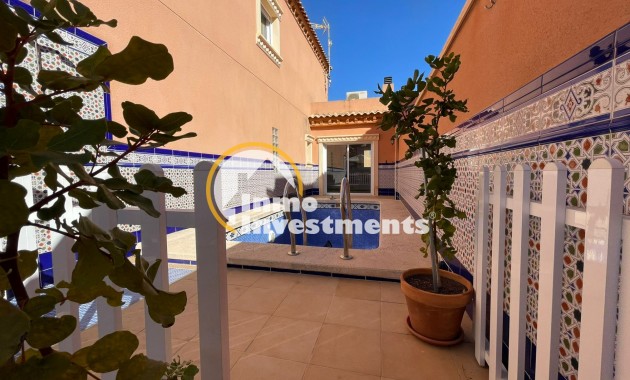 Bestaande bouw - Villa - Bigastro - 