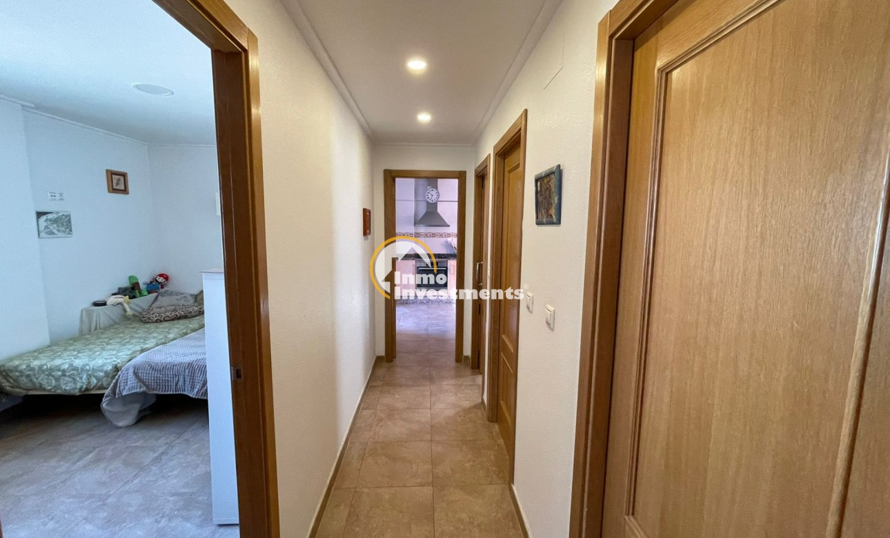 Bestaande bouw - Villa - Bigastro - 