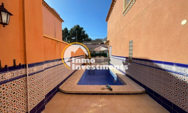 Bestaande bouw - Villa - Bigastro - 