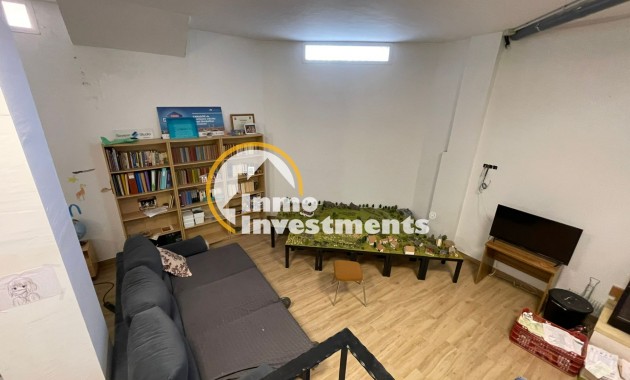 Bestaande bouw - Villa - Bigastro - 