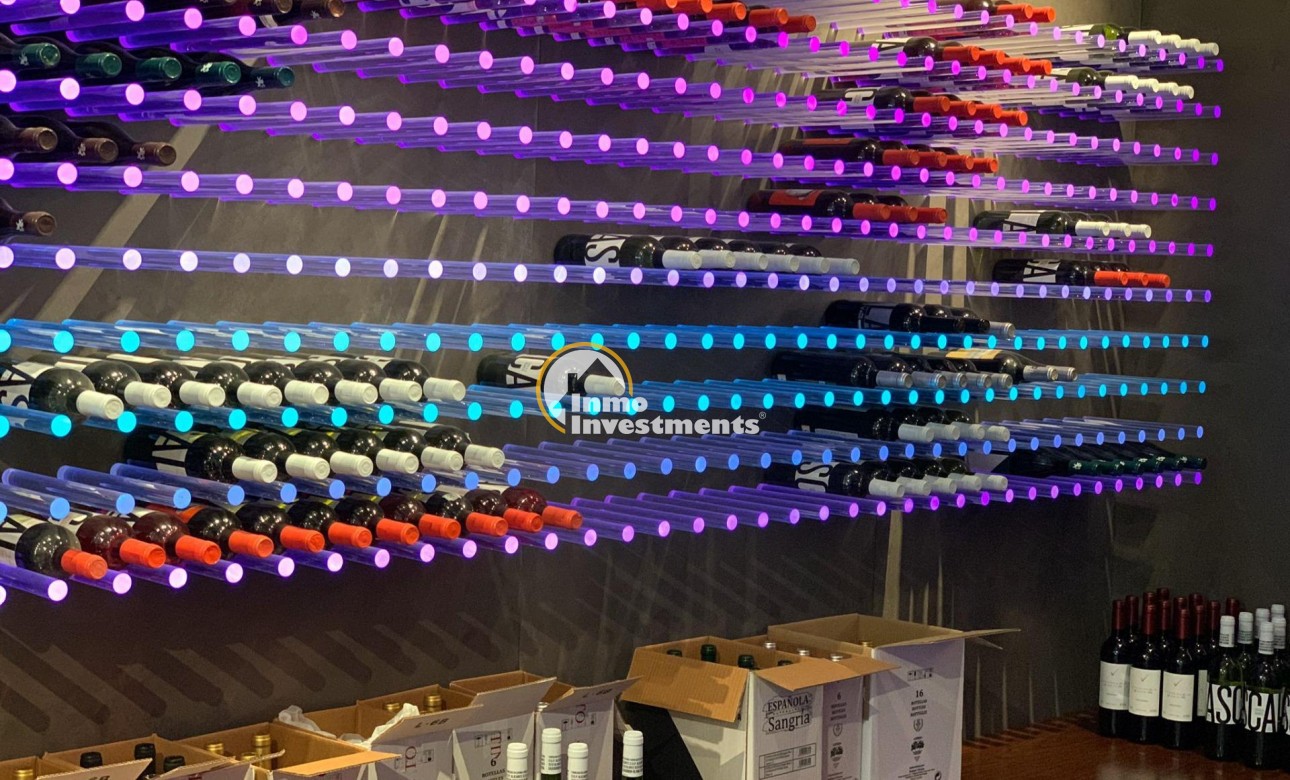 Reventa - Cellar - Pinoso - Centro