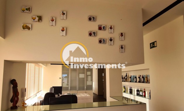 Reventa - Cellar - Pinoso - Centro