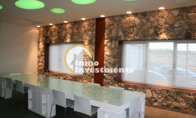 Reventa - Cellar - Pinoso - Centro