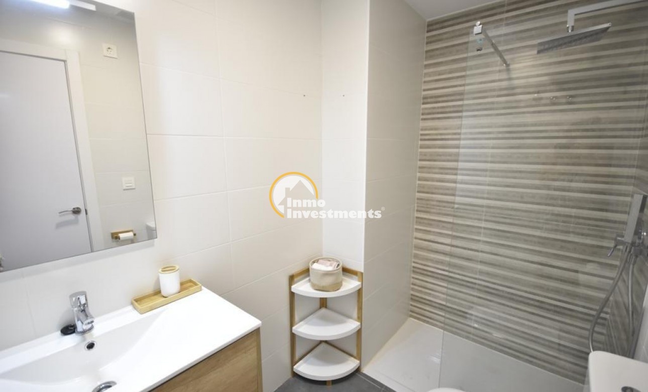 Reventa - Apartamento - Orihuela Costa - Campoamor