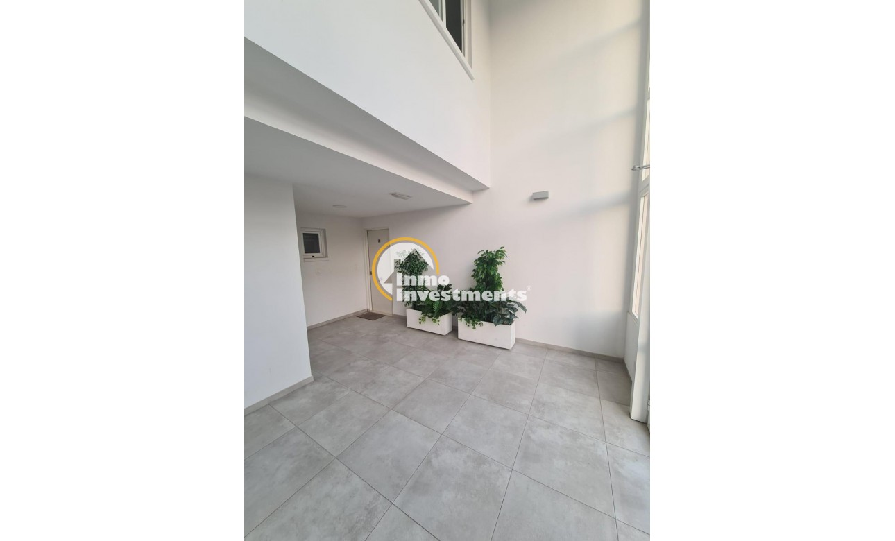 Reventa - Apartamento - Orihuela Costa - Campoamor