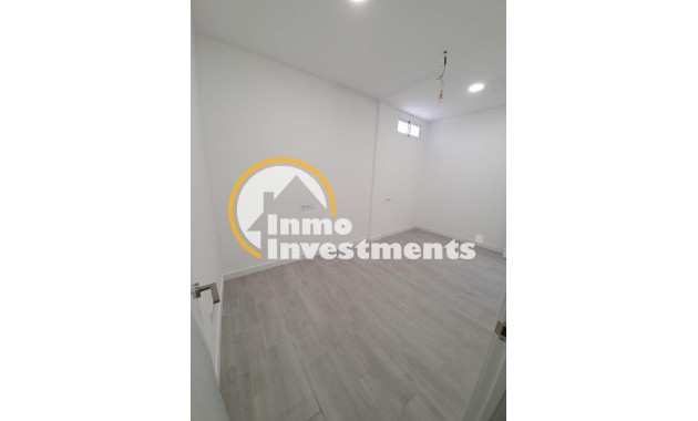 Resale - Commercial - Alicante - Los angeles