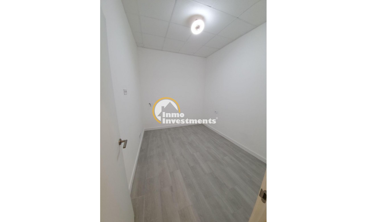 Resale - Commercial - Alicante - Los angeles