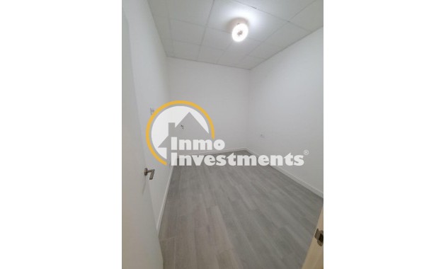 Resale - Commercial - Alicante - Los angeles