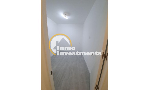 Resale - Commercial - Alicante - Los angeles
