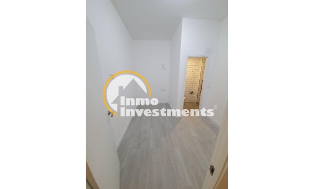 Resale - Commercial - Alicante - Los angeles