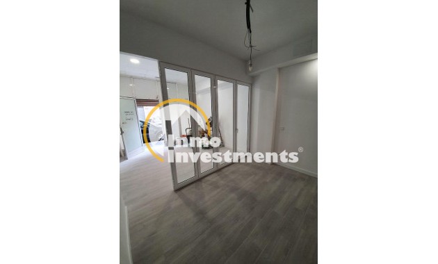 Resale - Commercial - Alicante - Los angeles
