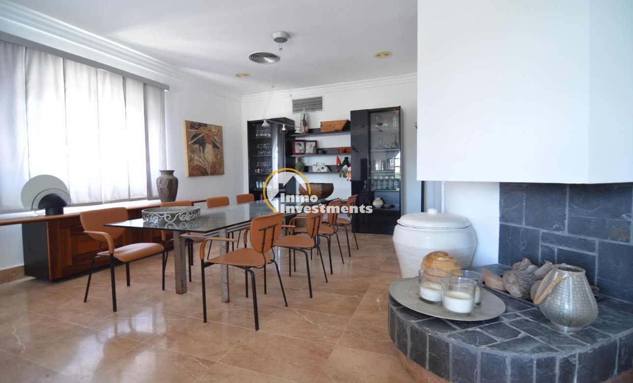 Reventa - Chalet independiente - Torrevieja - Centro