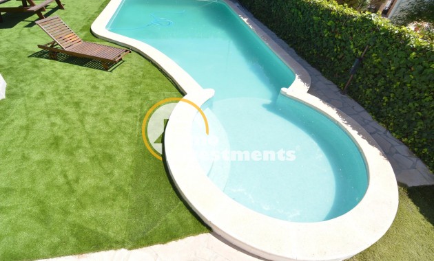 Reventa - Chalet independiente - Torrevieja - Centro