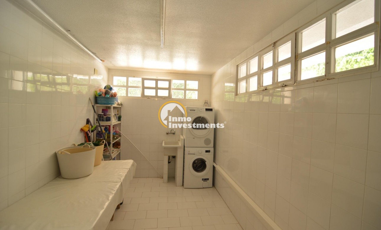 Reventa - Chalet independiente - Torrevieja - Centro