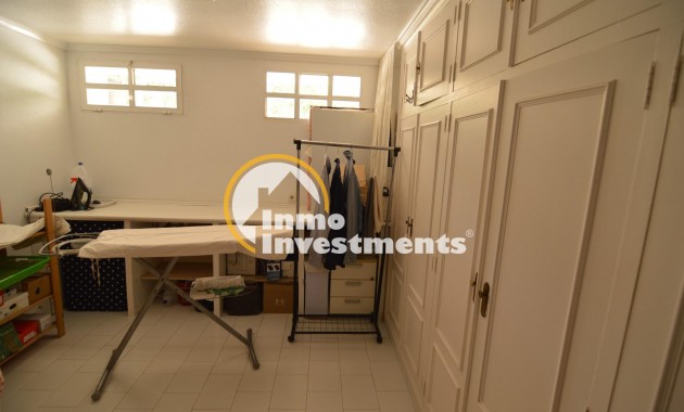 Reventa - Chalet independiente - Torrevieja - Centro