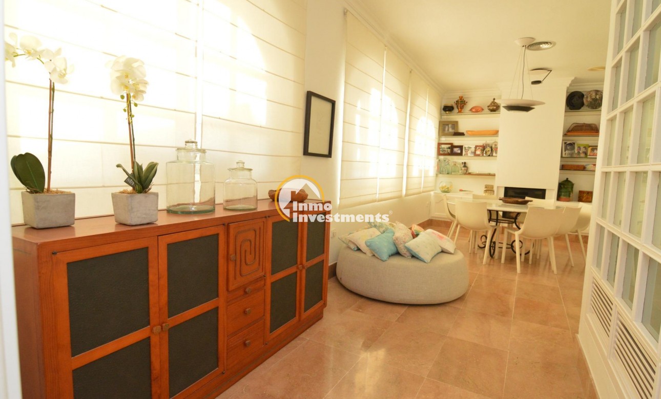 Reventa - Chalet independiente - Torrevieja - Centro