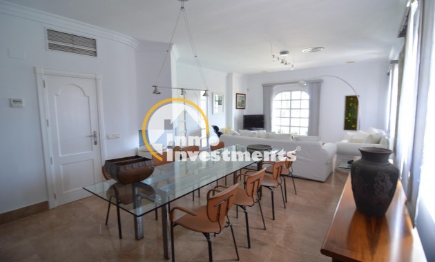 Reventa - Chalet independiente - Torrevieja - Centro