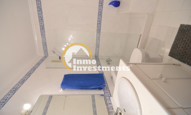 Reventa - Chalet independiente - Torrevieja - Centro