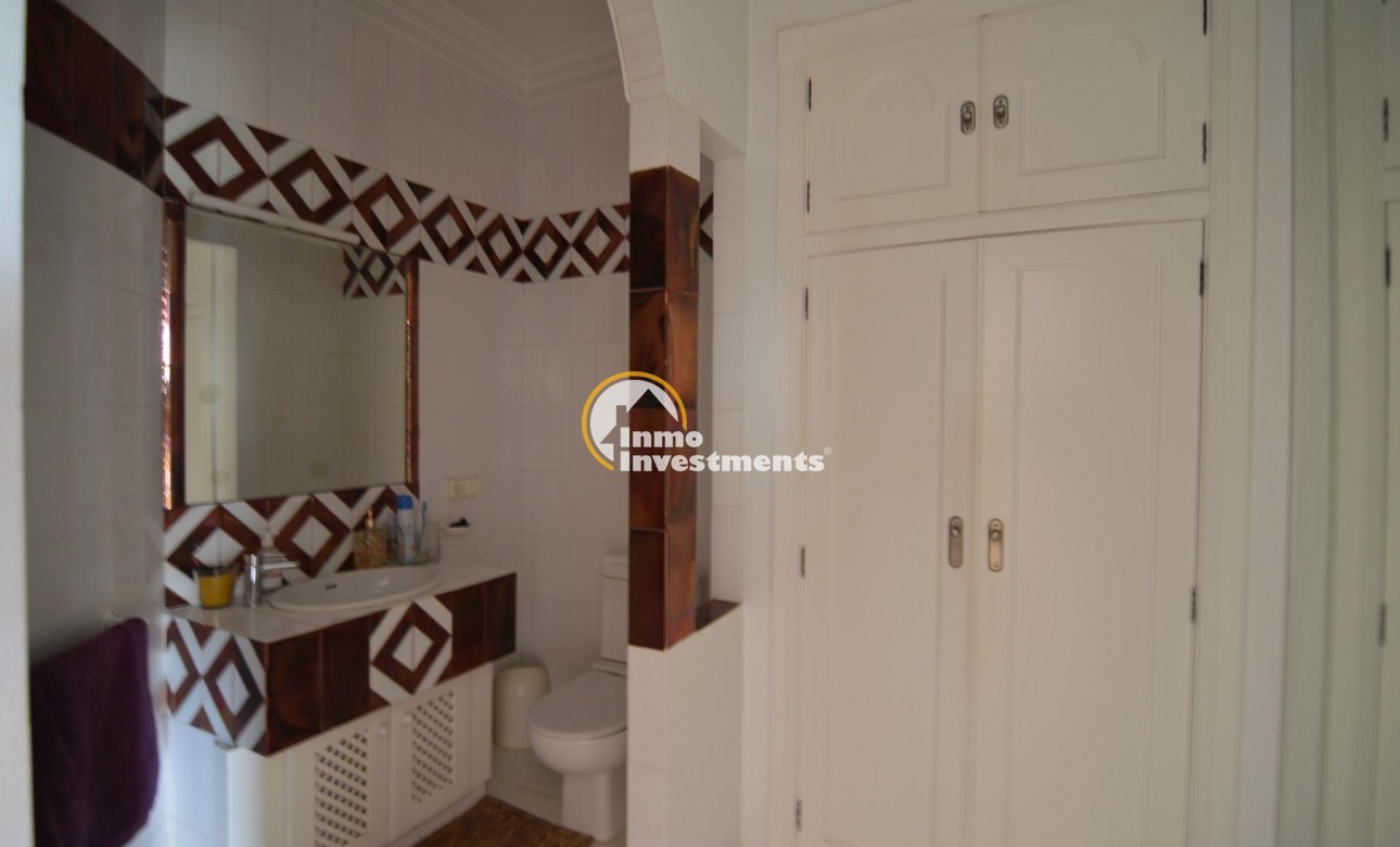 Reventa - Chalet independiente - Torrevieja - Centro