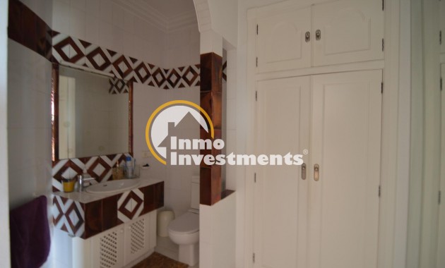 Reventa - Chalet independiente - Torrevieja - Centro