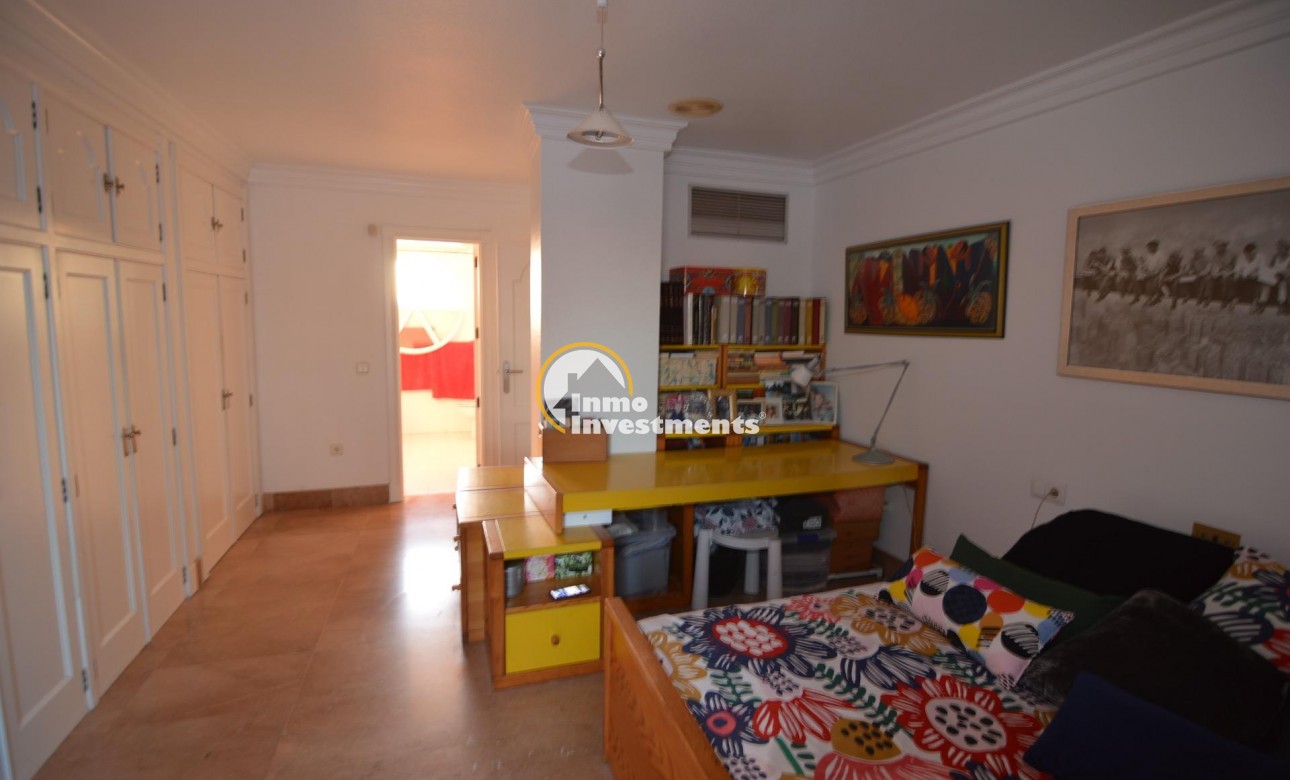 Reventa - Chalet independiente - Torrevieja - Centro