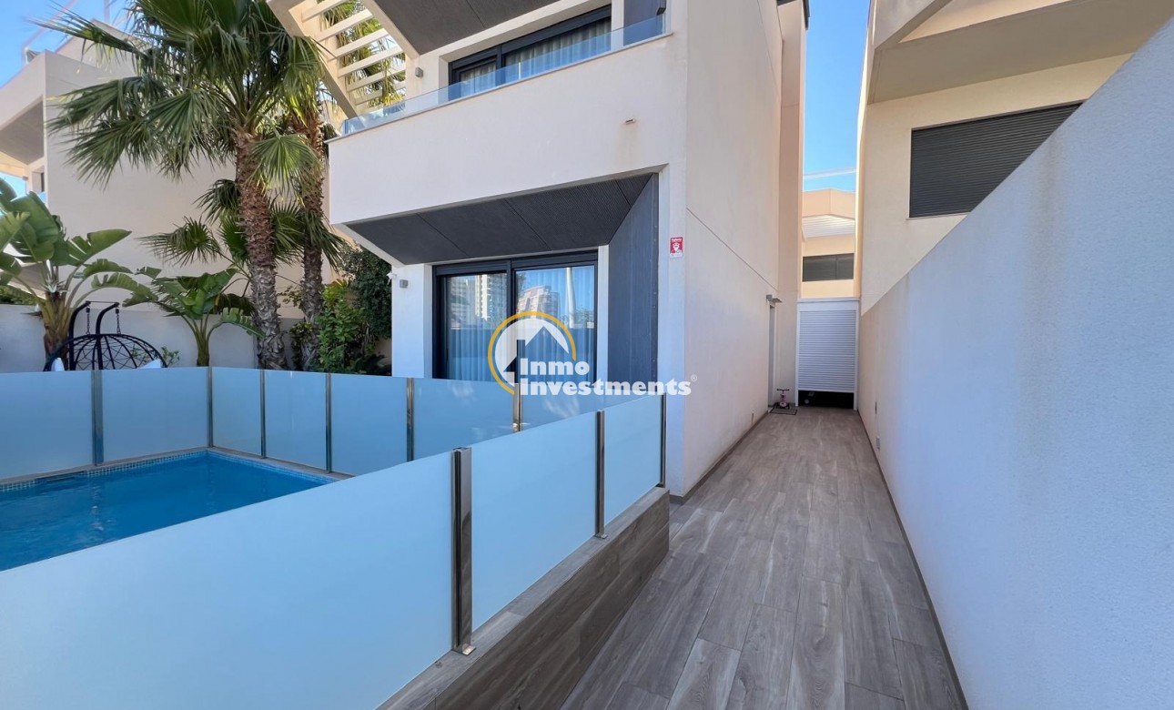 Obra nueva - Chalet independiente - Torrevieja - La Veleta