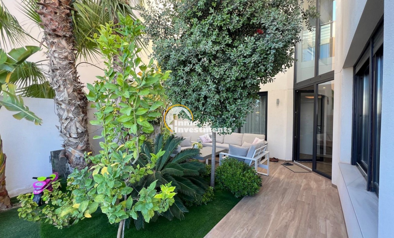 Obra nueva - Chalet independiente - Torrevieja - La Veleta