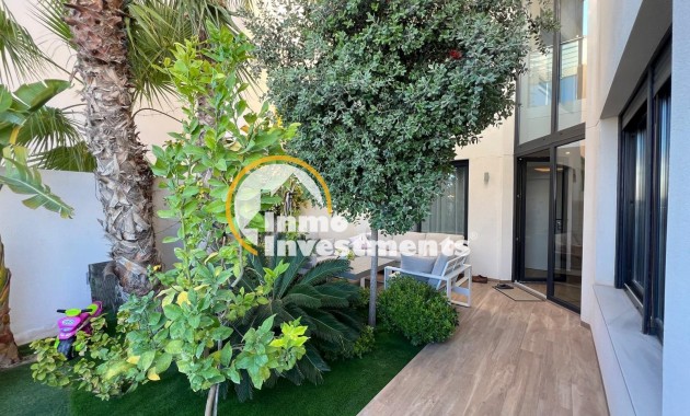 Obra nueva - Chalet independiente - Torrevieja - La Veleta