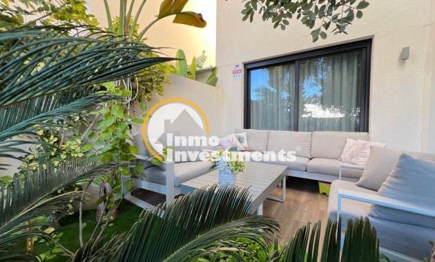 Obra nueva - Chalet independiente - Torrevieja - La Veleta