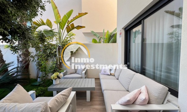 Obra nueva - Chalet independiente - Torrevieja - La Veleta