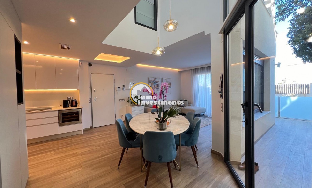 Obra nueva - Chalet independiente - Torrevieja - La Veleta