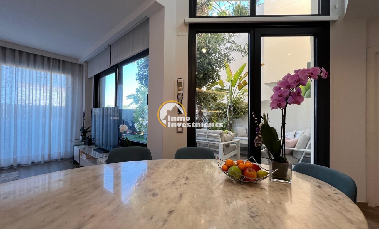 Obra nueva - Chalet independiente - Torrevieja - La Veleta