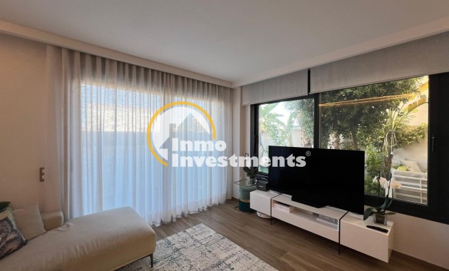 Obra nueva - Chalet independiente - Torrevieja - La Veleta