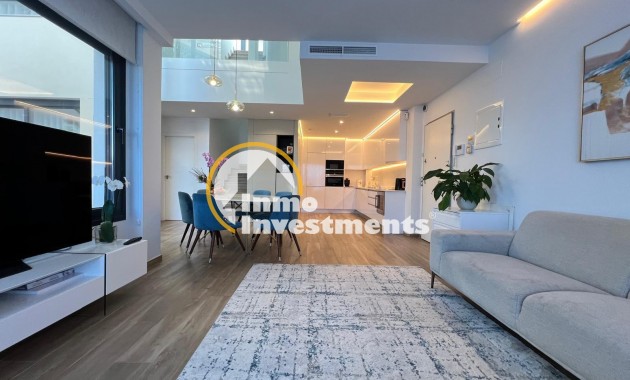 Obra nueva - Chalet independiente - Torrevieja - La Veleta