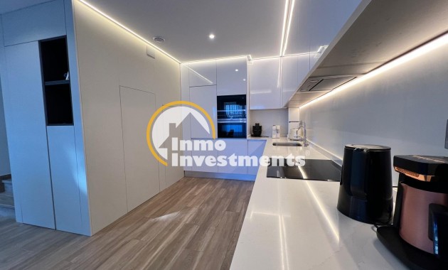 Obra nueva - Chalet independiente - Torrevieja - La Veleta